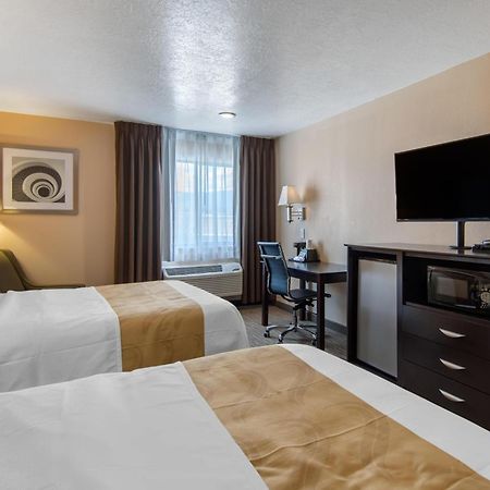 Quality Inn & Suites Albuquerque North Near Balloon Fiesta Park מראה חיצוני תמונה