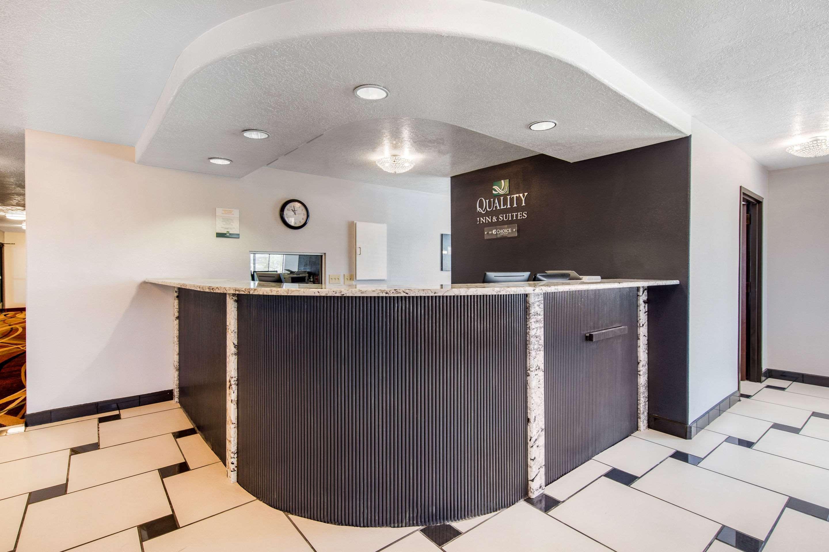 Quality Inn & Suites Albuquerque North Near Balloon Fiesta Park מראה חיצוני תמונה